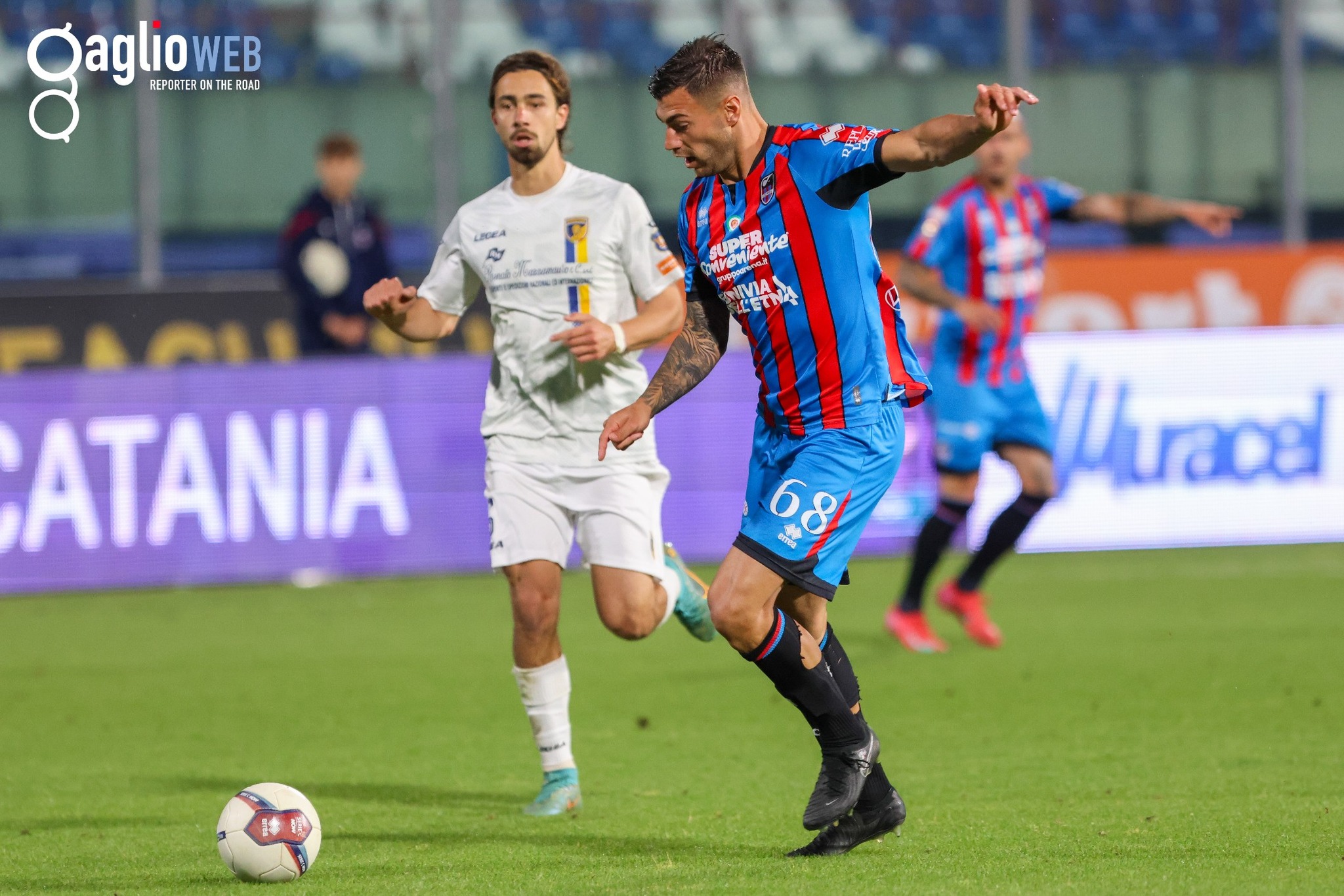 Tiro del 2-1 di Ierardi in Catania-Giugliano