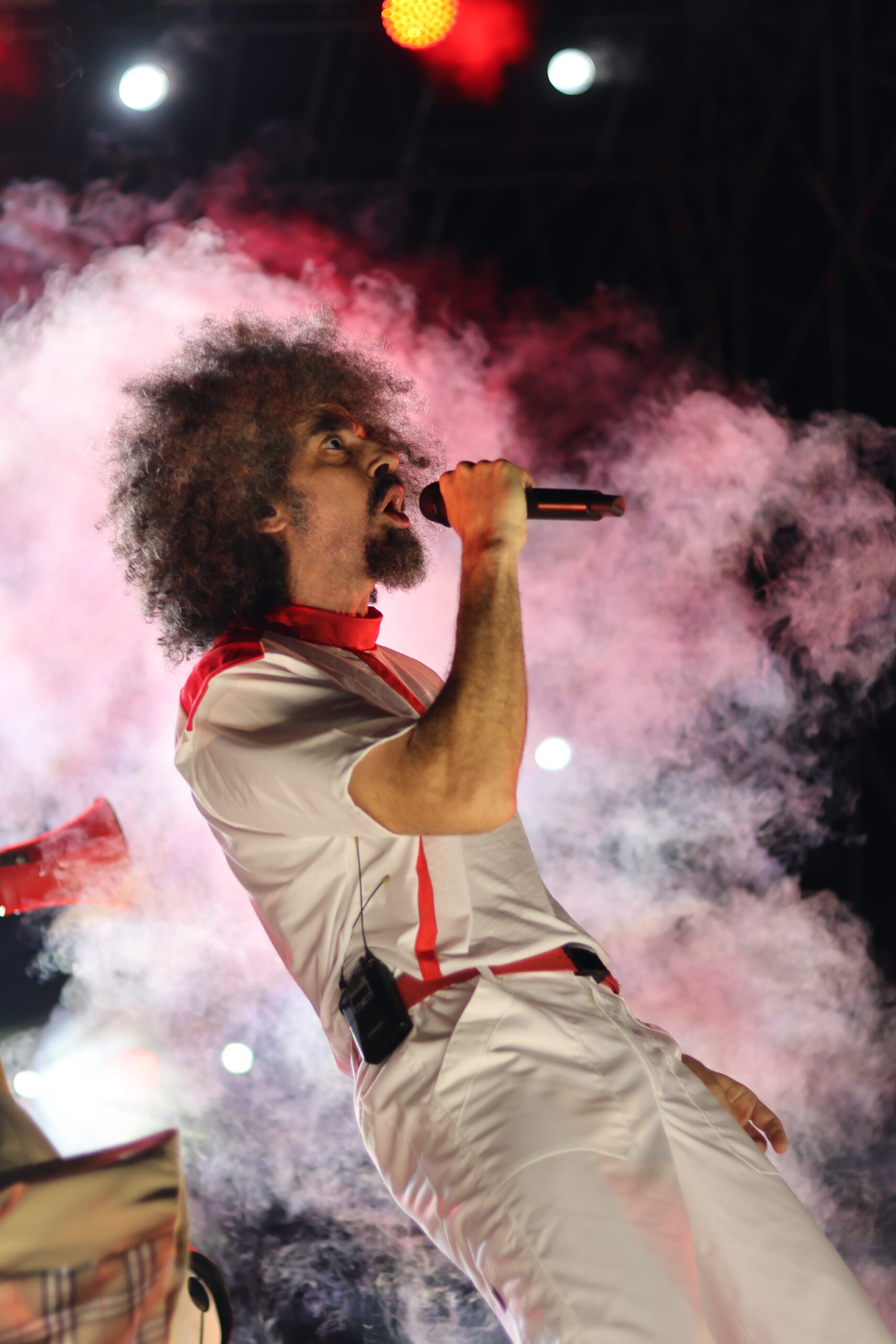 Concerti, Catania: Caparezza show alla Villa Bellini, sold-out e spettacolo.