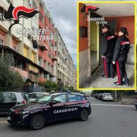 Cronaca, Catania: Nel quartiere di Librino spacciatori ed acquirenti erano affezzionati a quell’appartamento, arrestato pusher.