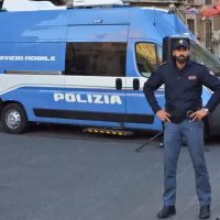 Cronaca, Catania: La Polizia di Stato in Piazza Federico II Svevia “…Questo non è amore”.