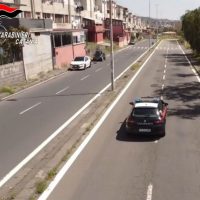 Cronaca, Catania: I Carabinieri arrestano due pusher minorenni in Via Capo Passero.