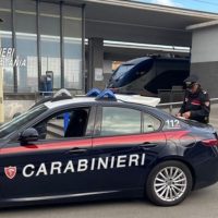 Cronaca, Giarre (CT): Fuggono all’alt dei Carabinieri, inseguiti e bloccati, uno era evaso.