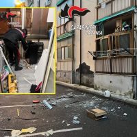 Cronaca, Catania: Esplode bombola del gas in casa, i Carabinieri salvano un uomo.