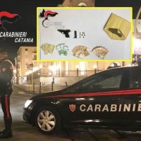 Cronaca, Giarre (CT): A casa aveva droga ed una pistola carica: arrestato dai Carabinieri un 38enne giarrese.