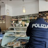 Cronaca, Caltagirone (CT): Controlli della Polizia di Stato, 5 esercizi pubblici sanzionati.