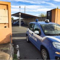 Cronaca, Catania: Dalla detenzione domiciliare al carcere, gli agenti del Commissariato di Librino eseguono un provvedimento della magistratura.