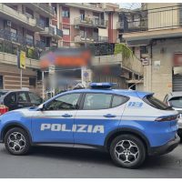 Cronaca, Catania: Fugge dopo aver rubato al supermercato, denunciata per rapina impropria dalla Polizia di Stato.