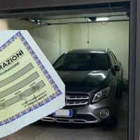 Auto in garage: bisogna assicurarla?